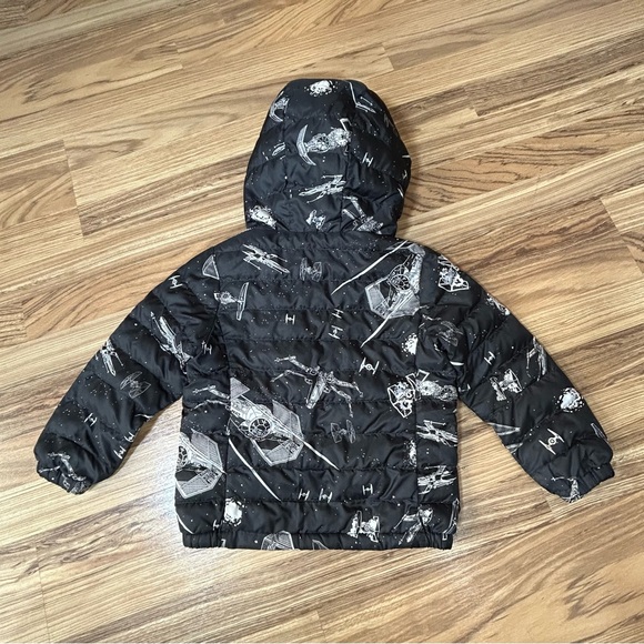 Uniqlo Boys Light Warm Padded Hooded Jacket Star Wars Space Black Size 3-4 - Picture 6 of 8